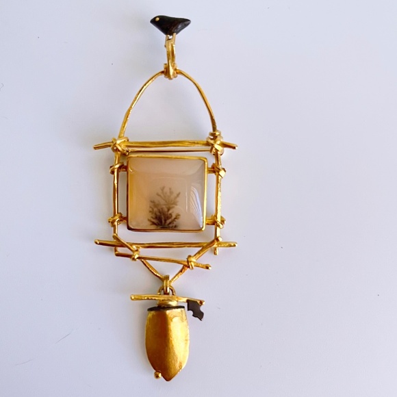 18K and 22K gold  brooch with dendritic agate and bird - Picture 1 of 12